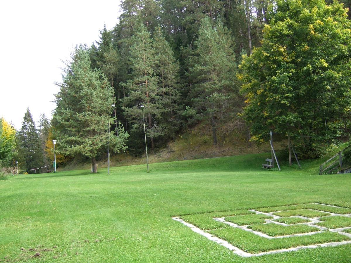 Pensiun Lischana Sent Exterior foto